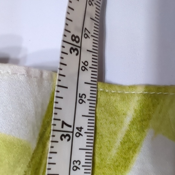 Elegant Yellow and Green Women's Dress - Picture 3 of 10